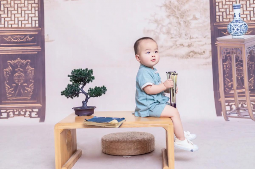 锡林郭勒盟孕妇肚子上的黑线